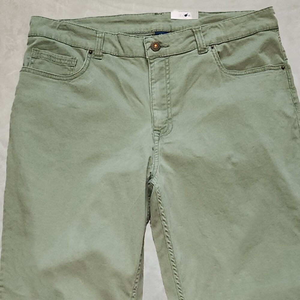 Men's 5 Pocket Cargo Pants, Size 40 x 30, Green, 5 Pocket , Jeans Large, NWT - Picture 2 of 9